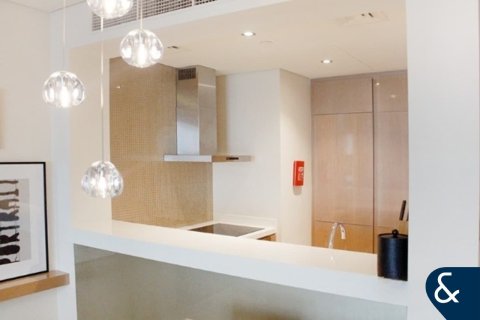 Müüa korter asukohaga Business Bay, Dubai, AÜE: 2 magamistoaga, 129 m² Nr 667519 - pilt 15