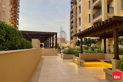 דירה להשכרה ב Umm Suqeim, Dubai, איחוד האמירויות  1 חדר שינה, 119.4 מ"ר, מספר 622736 - תמונה 25