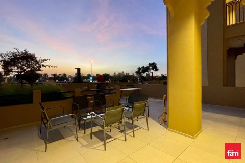 דירה להשכרה ב Umm Suqeim, Dubai, איחוד האמירויות  1 חדר שינה, 119.4 מ"ר, מספר 622736 - תמונה 17