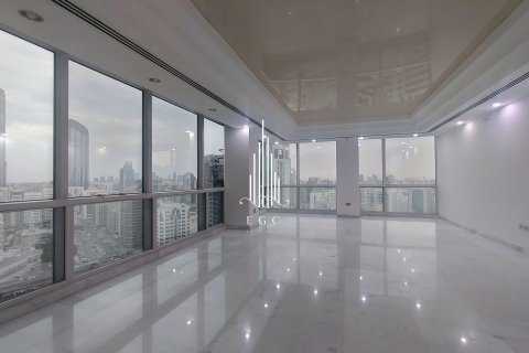阿联酋 Abu Dhabi Corniche Road 待租 : 4 卧, 217.4 平方米 , 编号572843 - 照片 1