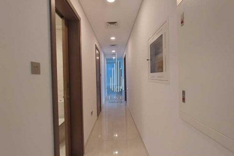 阿联酋 Abu Dhabi Corniche Road 待租 : 3 卧, 213.7 平方米 , 编号572842 - 照片 23