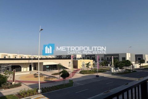 Vila na Yas Island, Abu Dhabi, SAE 3 spálne, 282.9 m2 č. 651968 - Fotografia 3