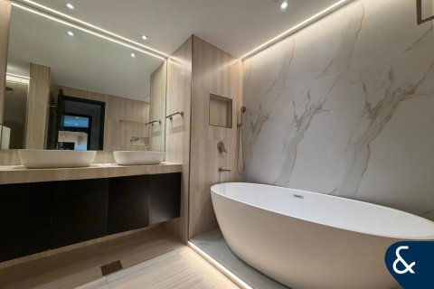 Apartment sa Downtown Dubai (Downtown Burj Dubai), UAE 2 silid-tulugan, 133 sq.m. № 698319 - larawan 8