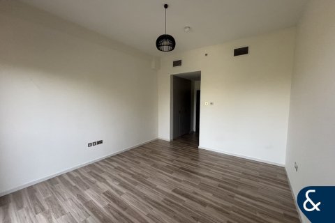 Apartamento para arrendamento em Dubai Investment Park, Dubai, EAU 2 quartos, 141 m2 № 698293 - foto 9