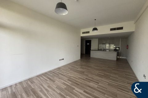Apartamento para arrendamento em Dubai Investment Park, Dubai, EAU 2 quartos, 141 m2 № 698293 - foto 2