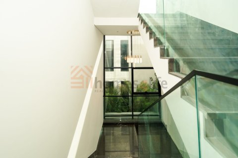 Vila di Nadd Al Sheba, Dubai, UEA 5 kamar tidur, 465 m2 nomor 722523 - foto 11