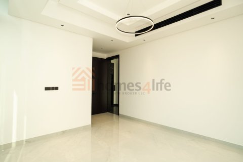 Vila v Nadd Al Sheba, Dubai, SAE 5 ložnice, 465 m² Č.: 722523 - fotografie 28