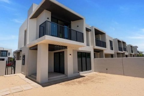 Vila di Jebel Ali, Dubai, UEA 5 kamar tidur, 855 m2 nomor 722520 - foto 2