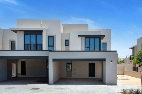 Vila di Jebel Ali, Dubai, UEA 5 kamar tidur, 855 m2 nomor 722520 - foto 1