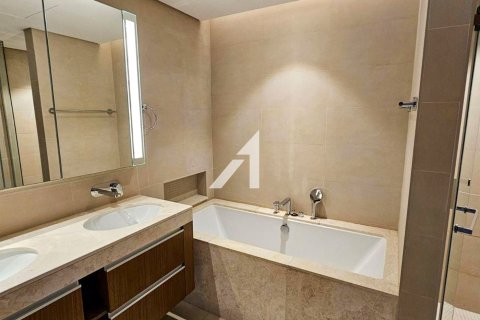 Снять в аренду квартиру в Dubai Creek Harbour (The Lagoons), Дубай, ОАЭ 3 спальни, 179м2, № 694815 - фото 14