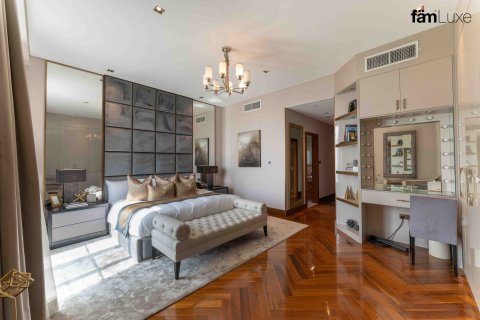 Vila v Dubai Hills Estate, SAE 6 spální, 1444.7 m2 č. 659147 - Fotografia 23