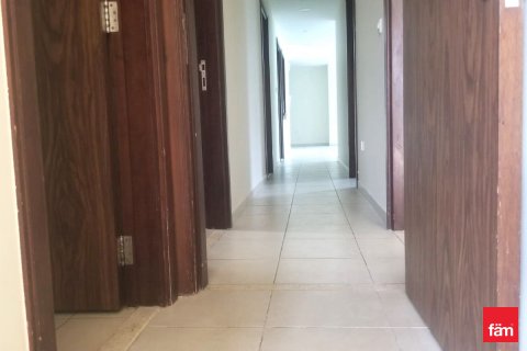 Lägenhet uthyres i Business Bay, Dubai, UAE 3 sovrum, 190.3 kvm Nr. 659146 - fotografi 10