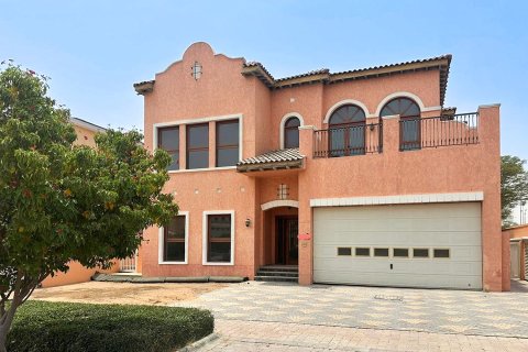 ویلا برای اجاره در Jumeirah Golf Estates، Dubai، امارات متحده عربی 4 خوابه ، 488.41 متر مربع ، شماره 764361 - تصویر 2