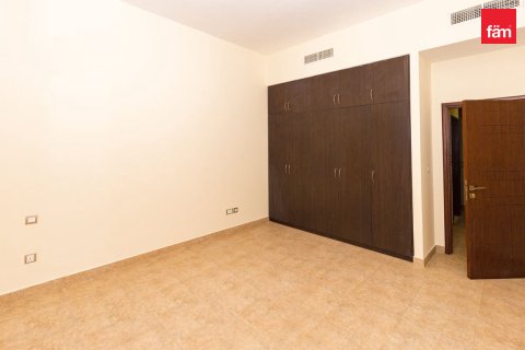 Radový dom v Dubai, SAE 4 spálne, 309.4 m2 č. 740791 - Fotografia 15