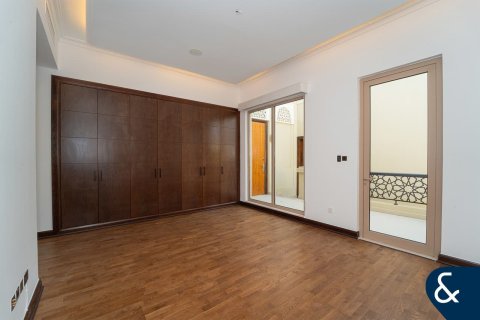 Зняти в оренду віллу в Аль-Барари, Дубай, ОАЕ 6 спалень, 1181м2, № 668535 - фото 20