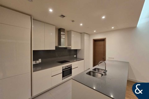 Lägenhet uthyres i City Walk, Dubai, UAE 2 sovrum, 177 kvm Nr. 668534 - fotografi 5