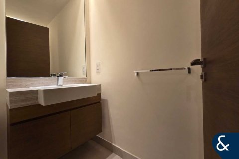 Lägenhet uthyres i City Walk, Dubai, UAE 2 sovrum, 177 kvm Nr. 668534 - fotografi 12