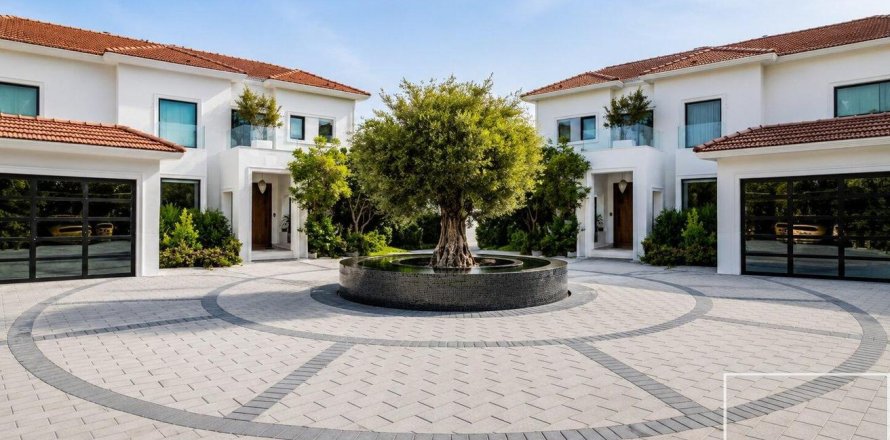 ویلا در Jumeirah Islands، Dubai ، امارات متحده عربی 7 خوابه ، 1025.93 متر مربع.  شماره 761153