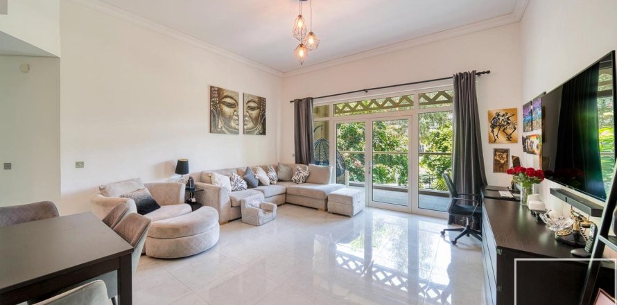 דירה ב Palm Jumeirah, Dubai, איחוד האמירויות 2 חדרי שינה, 144.09 מ"ר מספר 761150