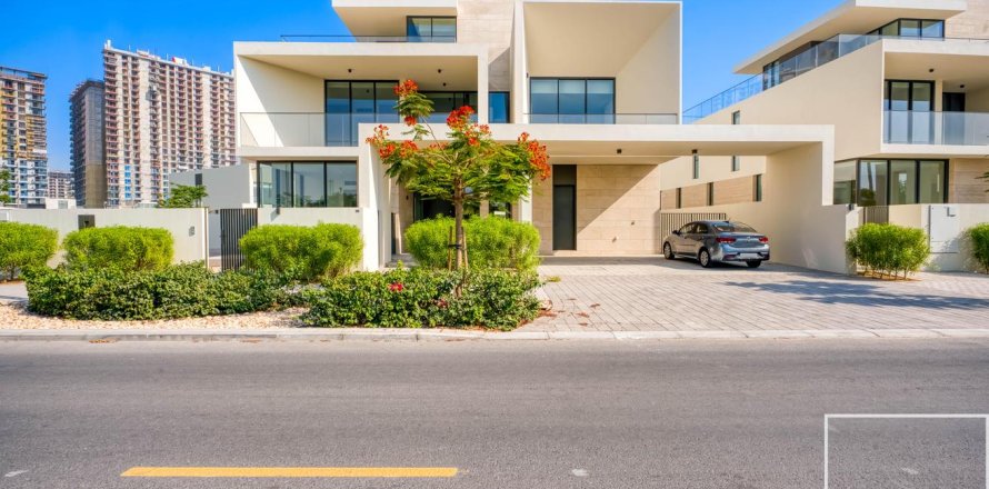 Dubai Hills Estate、Dubai、UAEにあるヴィラ 5ベッドルーム、786.89 m2 No761151