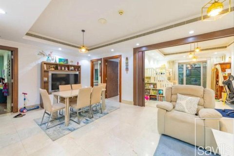 Apartment in Business Bay, Dubai, UAE 2 bedrooms, 179 sq.m. № 647393 - photo 1
