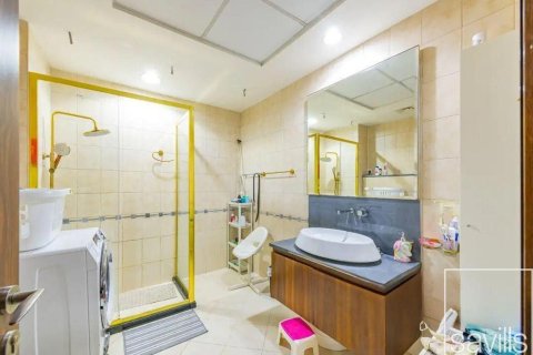 Apartment in Business Bay, Dubai, UAE 2 bedrooms, 179 sq.m. № 647393 - photo 14
