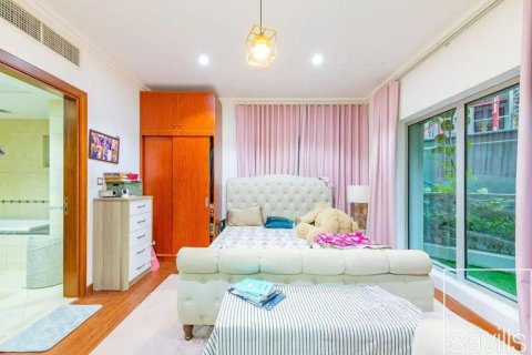 Apartment in Business Bay, Dubai, UAE 2 bedrooms, 179 sq.m. № 647393 - photo 12