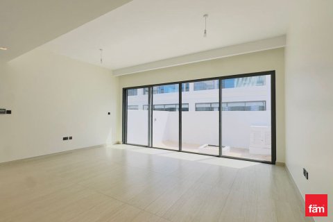 Townhouse de închiriat în Dubai, EAU 5 dormitoare, 144 mp. №699864 - poză 2