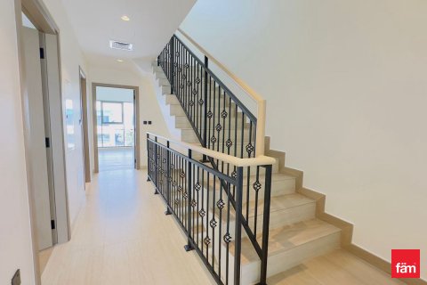 Townhouse de închiriat în Dubai, EAU 5 dormitoare, 144 mp. №699864 - poză 4