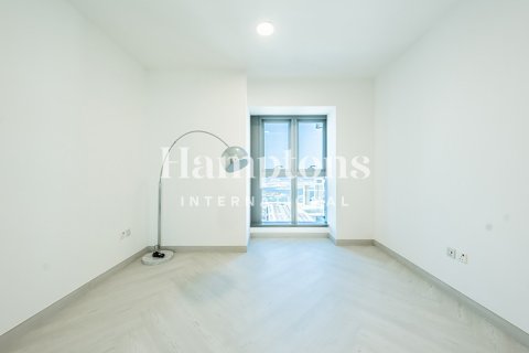 Пәтер Дубай Марина, Дубай, БАӘ-да 2 жатын бөлмелер, 109.75003002 м² № 709713 - фото 13