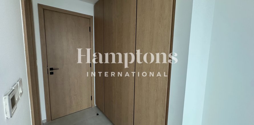 Apartmán v Business Bay, Dubai, SAE 2 spálne, 124.676 m2 č. 709712
