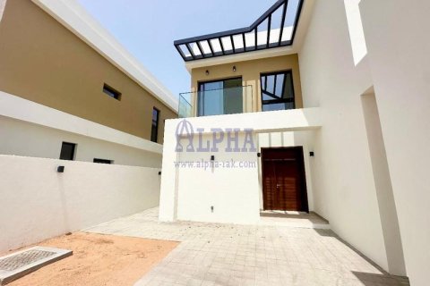 فيلا للبيع في Mina Al Arab، رأس الخيمة، الإمارات العربية المتحدة 4 غرفة نوم ، 354.7 متر مربع ، رقم 709716 - صورة 2