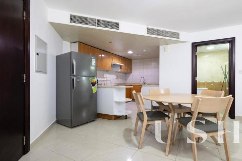 Apartemen di Jumeirah Lake Towers, Dubai, UEA 1 kamar tidur, 86 m2 nomor 620945 - foto 6