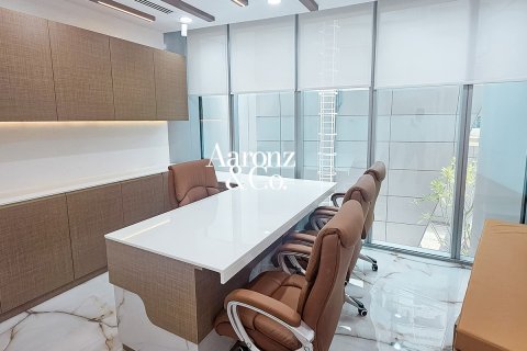 Office in Jumeirah Lake Towers, Dubai, UAE 107 sq.m. № 692818