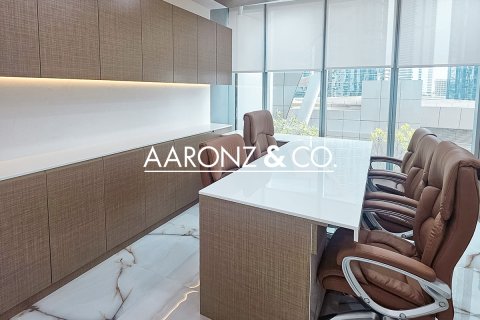 Office til leje i Jumeirah Lake Towers, Dubai, UAE 107 kvm № 692818 - foto 4