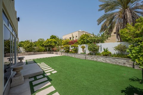 Meadows, Dubai, संयुक्त अरब अमीरात में विला, 4 बेडरूम, 544.97 वर्ग मीटर, संख्या 750013 - फ़ोटो 22