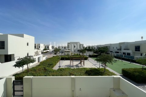 Řadový dům v Town Square, Dubai, SAE 4 ložnice, 303.92008711 m² Č.: 583733 - fotografie 23
