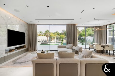 فيلا للبيع في البراري، دبي، الإمارات العربية المتحدة 6 غرفة نوم ، 1579 متر مربع ، رقم 666596 - صورة 9