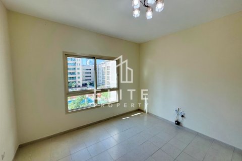 Appartement te koop in Greens, Dubai, VAE 2 slaapkamers, 121 vr.m., nr 681937 - foto 4