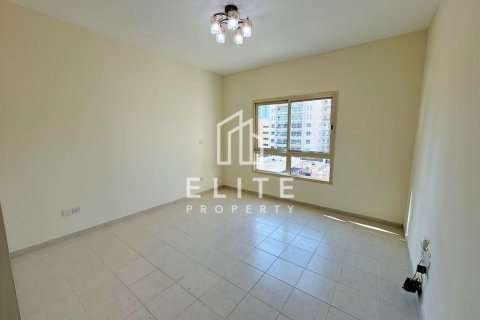 Appartement te koop in Greens, Dubai, VAE 2 slaapkamers, 121 vr.m., nr 681937 - foto 2