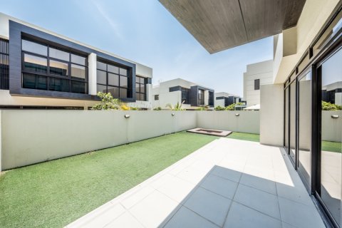 Üürile anda ridamaja asukohaga DAMAC Hills (Akoya by DAMAC), Dubai, AÜE: 4 magamistoaga, 393.51016613 m² Nr 583412 - pilt 20