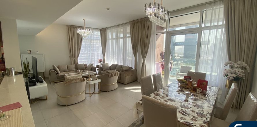 Apartmán v Al Kifaf, Dubai, SAE 3 spálne, 185 m2 č. 667361