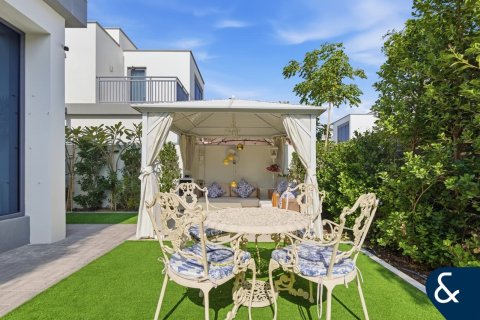 Villa til salg i Dubai Hills Estate, Dubai, UAE 4 soveværelser, 229 kvm № 667364 - foto 21