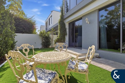 Villa til salg i Dubai Hills Estate, Dubai, UAE 4 soveværelser, 229 kvm № 667364 - foto 4