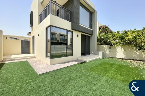 Βίλα σε Dubai Hills Estate, Dubai, ΗΑΕ 4 υπνοδωμάτια, 229 τ.μ. Αρ. 667358
