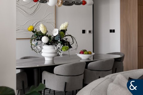 Apartmen di Jumeirah Beach Residence, Dubai, UAE 2 bilik tidur, 123 meter persegi № 667362 - foto 15