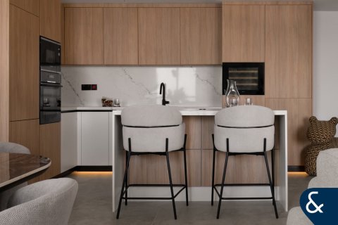 Apartmen di Jumeirah Beach Residence, Dubai, UAE 2 bilik tidur, 123 meter persegi № 667362 - foto 4