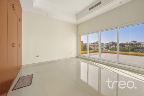Huvila The Villa, Dubai, Arabiemiraatit 5 makuuhuonetta, 468.42 m2 № 741040 - kuva 2