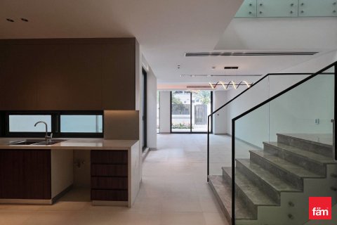 Üürile anda villa asukohaga Al Furjan, Dubai, AÜE: 4 magamistoaga, 672 m² Nr 703908 - pilt 7