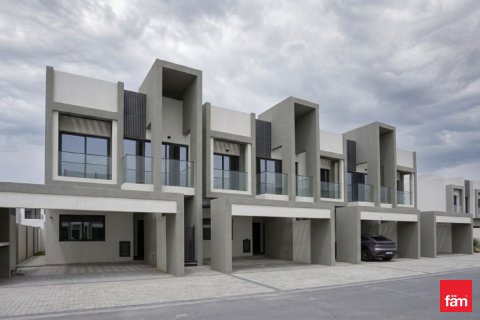 Villa in Al Furjan, Dubai, VAE 4 slaapkamers, 672 vr.m. nr 703908